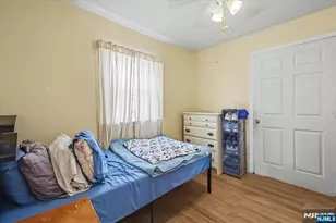 198 Roosevelt Ave, Bergenfield, NJ 07621 - Photo 15