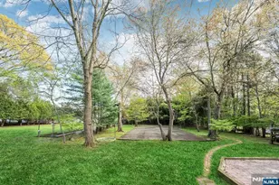631 Montview Pl, River Vale Township, NJ 07675 - Photo 5