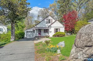 17 Andrew Ave, Oakland, NJ 07436 - Photo 3