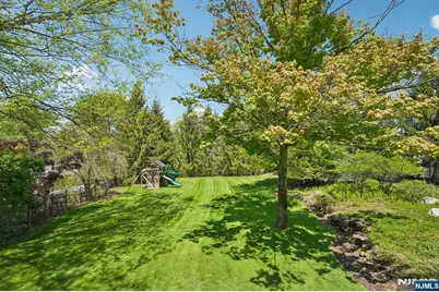 554 Hampton Hill Road, Franklin Lakes, NJ 07417 - Photo 47