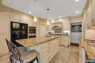 1334 Pennington Rd, Teaneck Township, NJ 07666 - Photo 9
