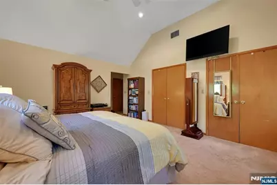 1334 Pennington Road, Teaneck Township, NJ 07666 - Photo 21