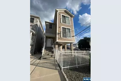 66 Delaware Street, Elizabeth, NJ 07206 - Photo 17