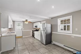 334 Pine St, Pompton Lakes, NJ 07442 - Photo 7
