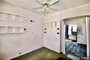 84 12th St, Hawthorne, NJ 07506 - Photo 9