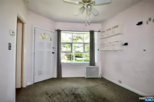 84 12th St, Hawthorne, NJ 07506 - Photo 7