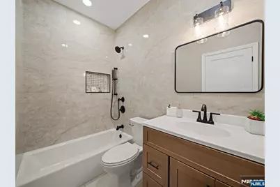 432 Jefferson Street, Carlstadt, NJ 07072 - Photo 31