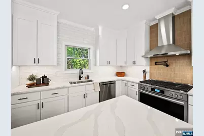 432 Jefferson Street, Carlstadt, NJ 07072 - Photo 9