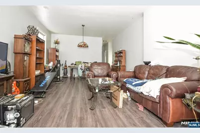 557 Hudson Avenue, Weehawken, NJ 07086 - Photo 15
