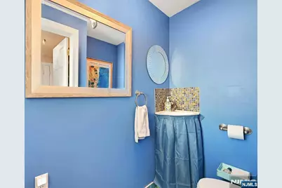 581 Northumberland Road, Teaneck Township, NJ 07666 - Photo 13