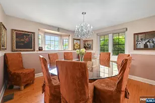 581 Northumberland Rd, Teaneck Township, NJ 07666 - Photo 5