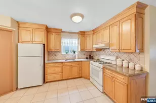 397 Davis Ave, Kearny, NJ 07032 - Photo 13
