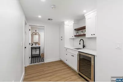 42 Nugent Drive, Clifton, NJ 07012 - Photo 29