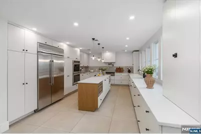 42 Nugent Drive, Clifton, NJ 07012 - Photo 9