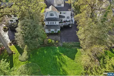 215 Beechwood Road, Ridgewood, NJ 07450 - Photo 35