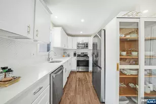 33 Cathy Ave, Hawthorne, NJ 07506 - Photo 7