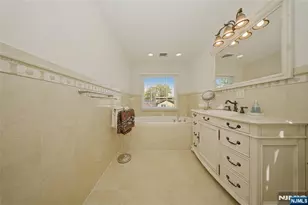 236 Dixon Ave, Dumont, NJ 07628 - Photo 15