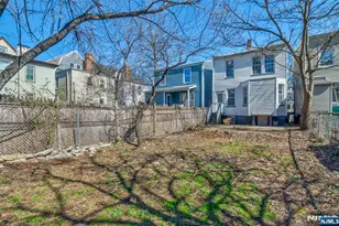 208 11th St, Newark, NJ 07107 - Photo 29