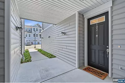 102 Sequoia Drive 1724 #1724, Cedar Grove, NJ 07009 - Photo 5