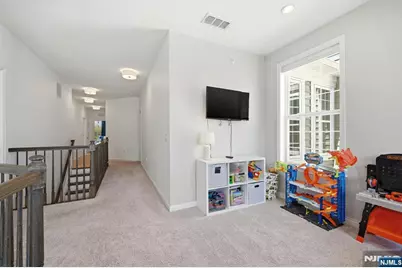 102 Sequoia Drive 1724 #1724, Cedar Grove, NJ 07009 - Photo 29
