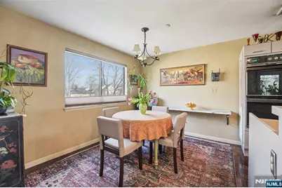 2 Carlyle Court, Teaneck Township, NJ 07666 - Photo 11