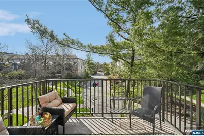 2 Carlyle Court, Teaneck Township, NJ 07666 - Photo 21