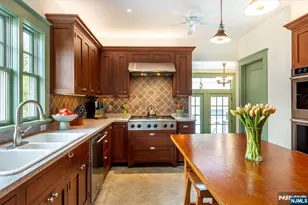 33 Erwin Park Rd, Montclair, NJ 07042 - Photo 11
