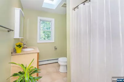 36 Ella Street, Bloomingdale, NJ 07403 - Photo 15