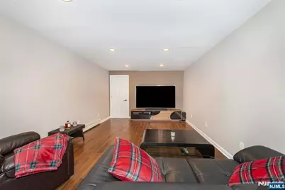 36 Ella Street, Bloomingdale, NJ 07403 - Photo 21