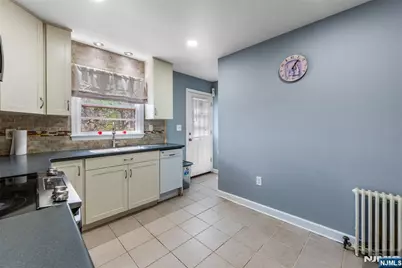 167 Mount Hope Avenue, Dover, NJ 07801 - Photo 7