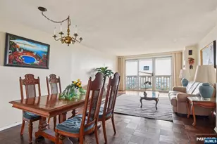 555 North Ave 25-K, Fort Lee, NJ 07024 - Photo 11