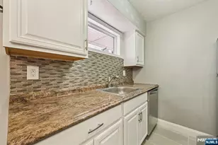 105 State Street 1H, Hackensack, NJ 07601 - Photo 9