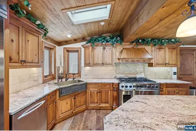 1561 Macopin Road, West Milford, NJ 07480 - Photo 9
