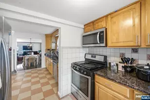 60 Westervelt Pl, Lodi, NJ 07644 - Photo 17