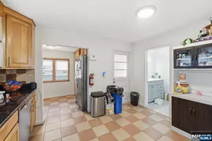 60 Westervelt Pl, Lodi, NJ 07644 - Photo 19