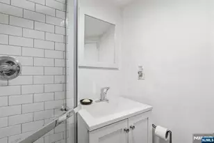 60 Westervelt Pl, Lodi, NJ 07644 - Photo 33