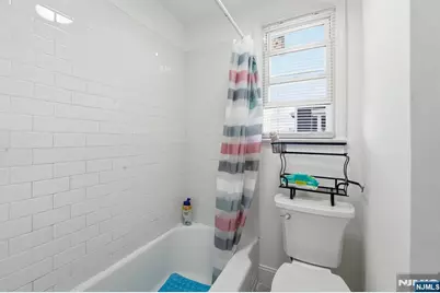 60 Westervelt Place, Lodi, NJ 07644 - Photo 21