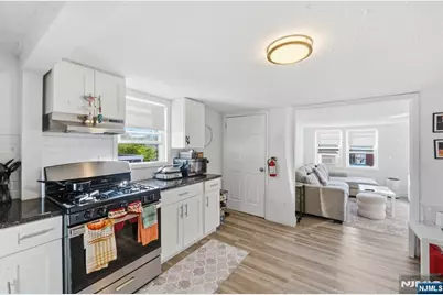 60 Westervelt Place, Lodi, NJ 07644 - Photo 7