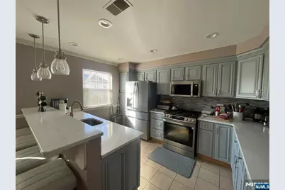 6 Central Avenue 3 #3, Rochelle Park Township, NJ 07662 - Photo 17
