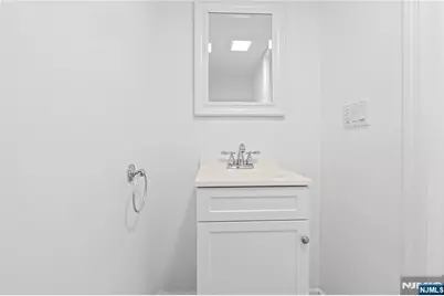 160 Lozier Terrace, River Edge, NJ 07661 - Photo 37