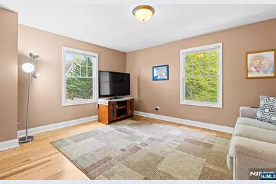 160 Lozier Terrace, River Edge, NJ 07661 - Photo 33