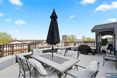 88B Myrtle Avenue, Edgewater, NJ 07020 - Photo 31