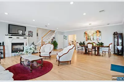 88B Myrtle Avenue, Edgewater, NJ 07020 - Photo 3