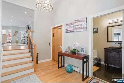 88B Myrtle Avenue, Edgewater, NJ 07020 - Photo 5