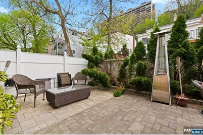 88B Myrtle Avenue, Edgewater, NJ 07020 - Photo 39
