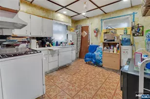 452 11th St, Newark, NJ 07107 - Photo 5