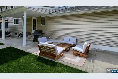 112 Urban Club Road, Wayne, NJ 07470 - Photo 31