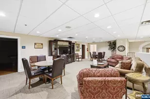 1201 Rio Vista Dr, Mahwah, NJ 07430 - Photo 27