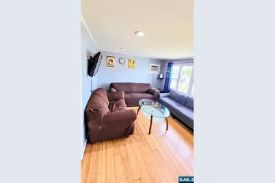 7 Barnard Place, North Arlington, NJ 07031 - Photo 5