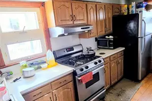 7 Barnard Pl, North Arlington, NJ 07031 - Photo 9